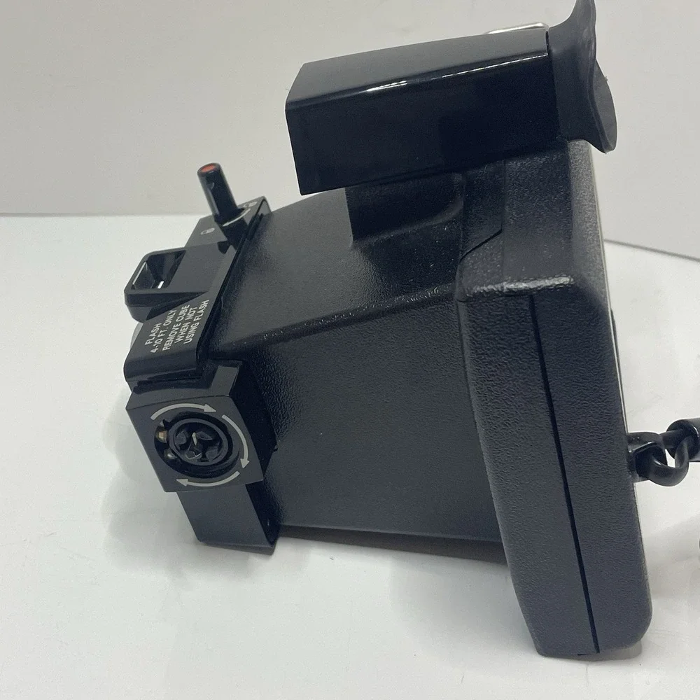 Polaroid Land Camera Square Shooter 2 Vintage 1970s Untested W. 3 Flashcube,case